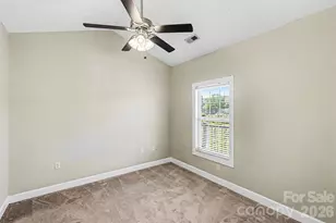 9241 Meadow Vista Rd, Charlotte, NC 28213 - Photo 14