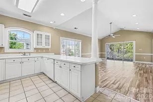 9241 Meadow Vista Rd, Charlotte, NC 28213 - Photo 8