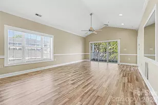 9241 Meadow Vista Rd, Charlotte, NC 28213 - Photo 4