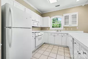 9241 Meadow Vista Rd, Charlotte, NC 28213 - Photo 10