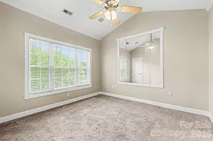 9241 Meadow Vista Rd, Charlotte, NC 28213 - Photo 18