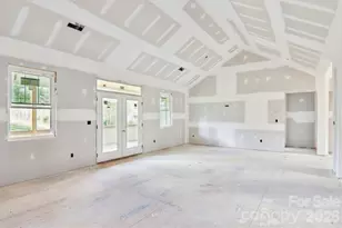 1060 California Creek Rd, Mars Hill, NC 28754 - Photo 22