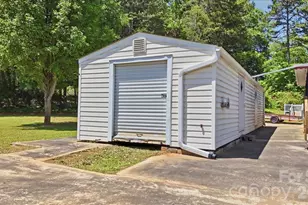411 Patio Rd, Easley, SC 29642 - Photo 22