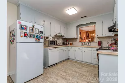 11707 Park Road, Charlotte, NC 28226 - Photo 10