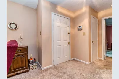 11707 Park Road, Charlotte, NC 28226 - Photo 2