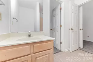 570 29th Ave Dr NW, Hickory, NC 28601 - Photo 16