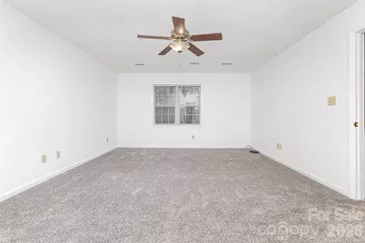 570 29th Avenue Drive NW, Hickory, NC 28601 - Photo 20