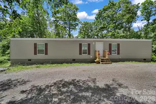 30 Little Rock Rd, Newland, NC 28657 - Photo 14