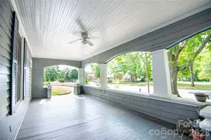 600 W Warren St, Shelby, NC 28150 - Photo 2
