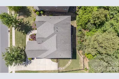 16508 Bryant Meadows Drive, Charlotte, NC 28278 - Photo 4