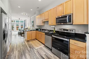 522 New Bern Station Ct, Charlotte, NC 28209 - Photo 8