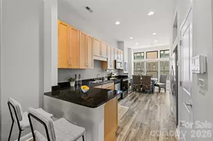 522 New Bern Station Ct, Charlotte, NC 28209 - Photo 4