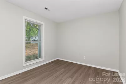 6300 Dwightware Boulevard, Charlotte, NC 28227 - Photo 10