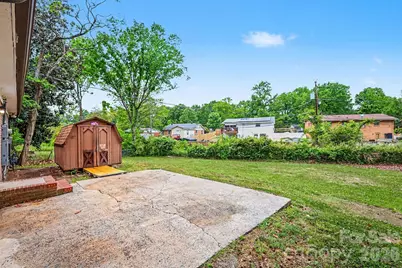 603 Dobson Drive, Charlotte, NC 28213 - Photo 18