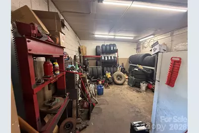 551 Main Street, Hudson, NC 28638 - Photo 10