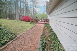 105 Horse Shoe Ln, Morganton, NC 28655 - Photo 10