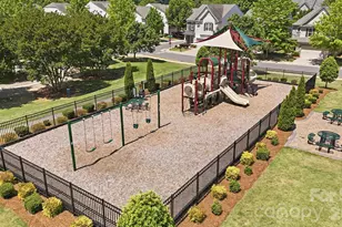 2441 Diplomat Ln, Charlotte, NC 28210 - Photo 32