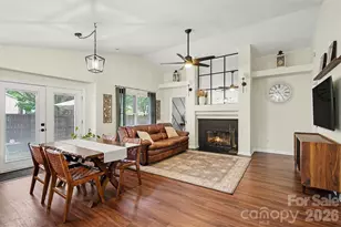 7450 Crestside Ln, Charlotte, NC 28227 - Photo 10