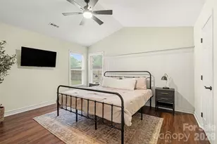7450 Crestside Ln, Charlotte, NC 28227 - Photo 20