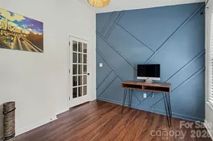 7450 Crestside Ln, Charlotte, NC 28227 - Photo 16