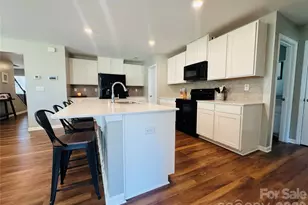 345 Gray Hawk Dr, Rockwell, NC 28138 - Photo 4