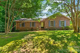 104 Hallett St, Fort Mill, SC 29715 - Photo 2