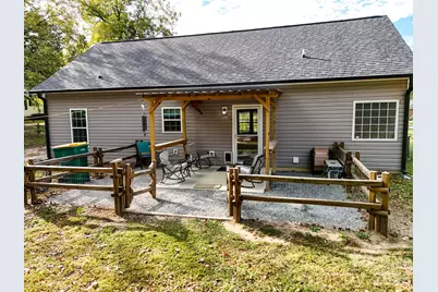 214 W Church Street, Jefferson, SC 29718 - Photo 8