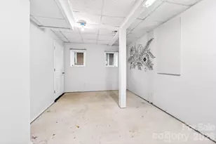 39 Bartlett St, Asheville, NC 28801 - Photo 32