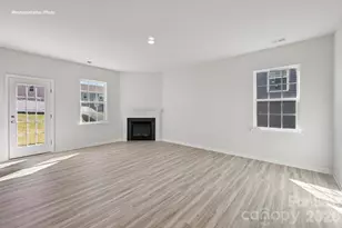 601 17th Ave Dr NE, Hickory, NC 28601 - Photo 8