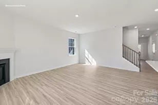 601 17th Ave Dr NE, Hickory, NC 28601 - Photo 6