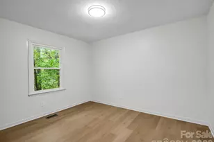 11 Deer Run Dr, Asheville, NC 28803 - Photo 24