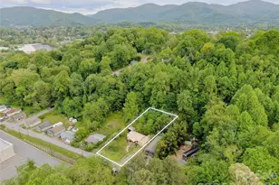 205 Frazier St, Waynesville, NC 28786 - Photo 1