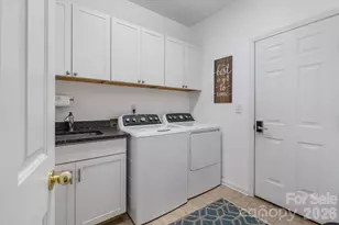 1020 ButterBurr Dr, Matthews, NC 28104 - Photo 38