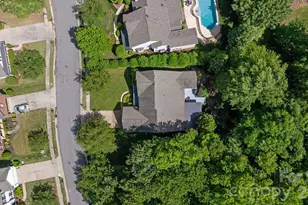 1020 ButterBurr Dr, Matthews, NC 28104 - Photo 6