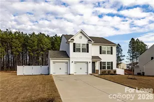 824 Yorkshire Dr, Albemarle, NC 28001 - Photo 2