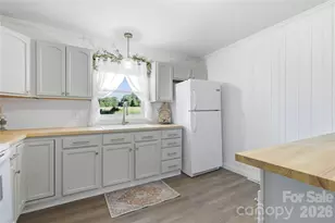 574 Old Mooresboro Rd, Mooresboro, NC 28114 - Photo 4