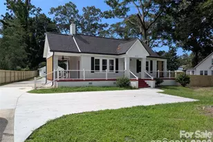 933 W Warren St, Shelby, NC 28150 - Photo 2