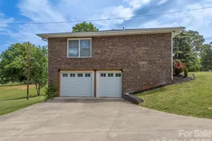 132 Burgin St, Spindale, NC 28160 - Photo 38
