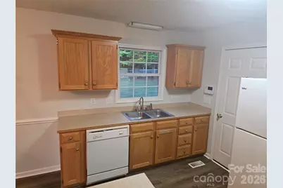 5126 Silver Tree Trail, Conover, NC 28613 - Photo 14