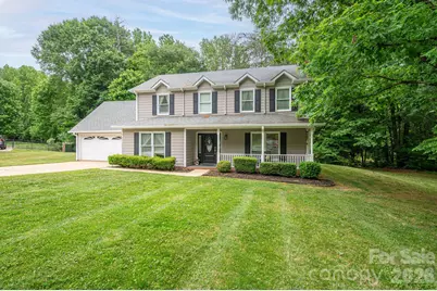 1657 Stallion Way, Gastonia, NC 28056 - Photo 2