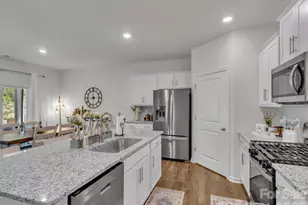 199 Farmwood Trl, Waynesville, NC 28786 - Photo 6