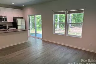 706 Watts St, Cherryville, NC 28021 - Photo 16