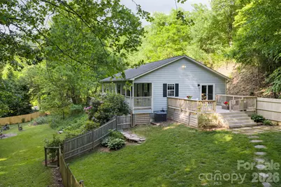 30 Lawterdale Circle, Asheville, NC 28804 - Photo 2