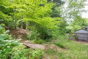 30 Lawterdale Cir, Asheville, NC 28804 - Photo 32
