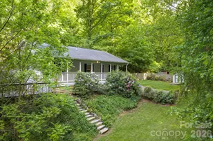 30 Lawterdale Cir, Asheville, NC 28804 - Photo 34