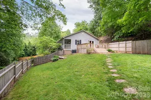 30 Lawterdale Cir, Asheville, NC 28804 - Photo 24