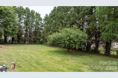 2025 34th Avenue Drive NE, Hickory, NC 28601 - Photo 36