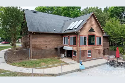 2025 34th Avenue Drive NE, Hickory, NC 28601 - Photo 40