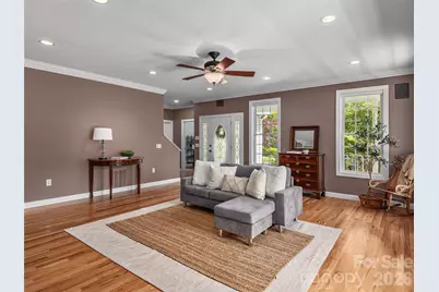 224 Hydrangea Drive, Waynesville, NC 28785 - Photo 6