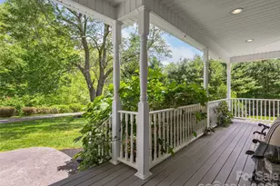 224 Hydrangea Dr, Waynesville, NC 28785 - Photo 4